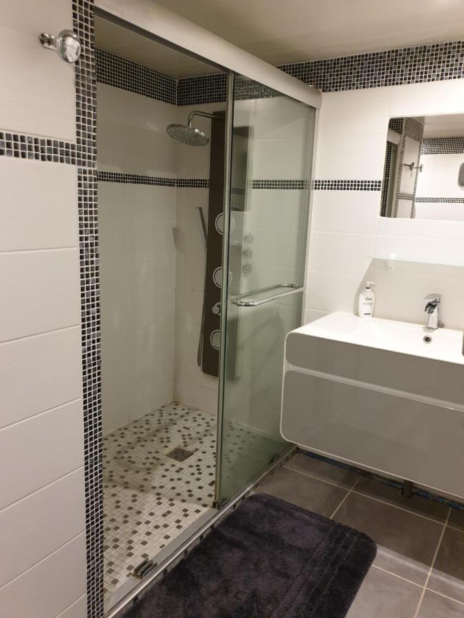 Gite Des Vernizeaux Le Creusot Eksteriør billede